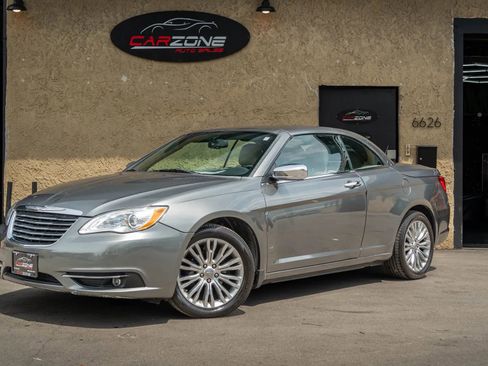 Used 2012 Chrysler 200 Limited FWD image 9