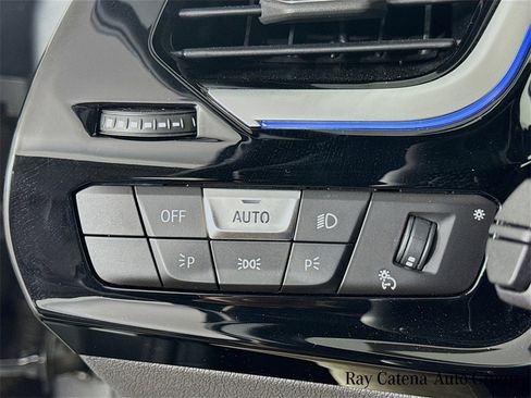 Used 2022 BMW Z4 M40i w/ Premium Package image 10