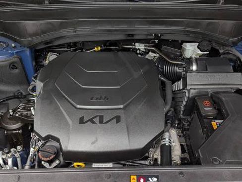Used 2025 Kia Telluride S FWD image 31
