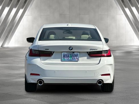 Used 2024 BMW 330i xDrive Sedan w/ Convenience Package AWD/4WD image 5