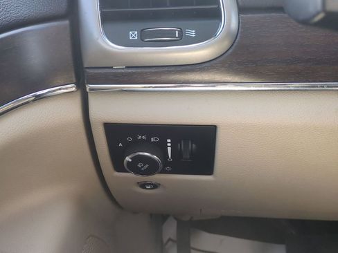 Used 2018 Jeep Grand Cherokee Limited w/ Trailer Tow Group IV image 23