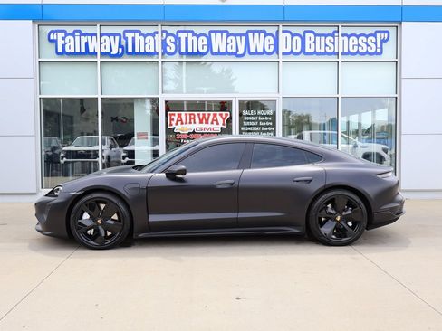 Used 2024 Porsche Taycan Turbo AWD/4WD image 7