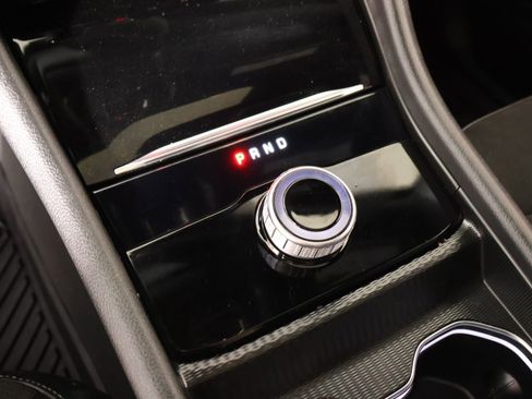 Used 2024 Jeep Grand Cherokee Altitude AWD/4WD image 8