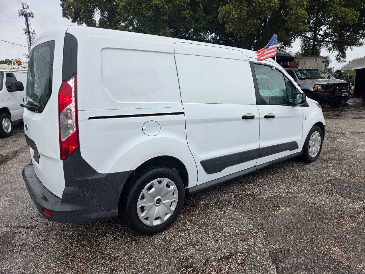 Used 2016 Ford Transit Connect XL FWD image 6