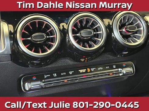 Used 2023 Mercedes-Benz EQB 300 4MATIC image 29