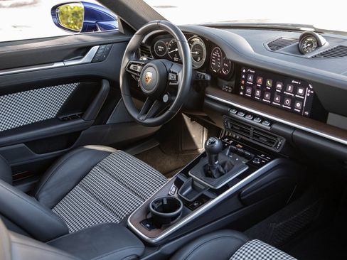 Certified 2023 Porsche 911 Sport Classic image 12