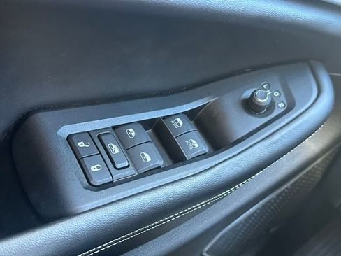 Used 2023 Jeep Grand Cherokee 4WD 4xe image 17