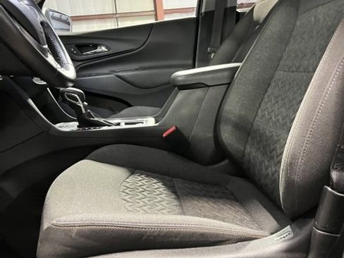 Used 2022 Chevrolet Equinox LT image 10