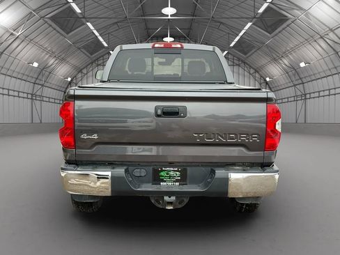 Used 2018 Toyota Tundra SR5 image 6