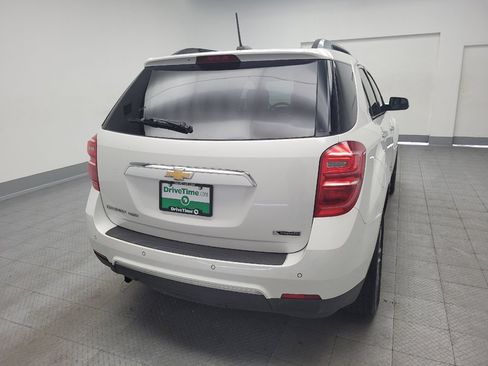 Used 2017 Chevrolet Equinox Premier w/ Enhanced Convenience Package AWD/4WD image 7