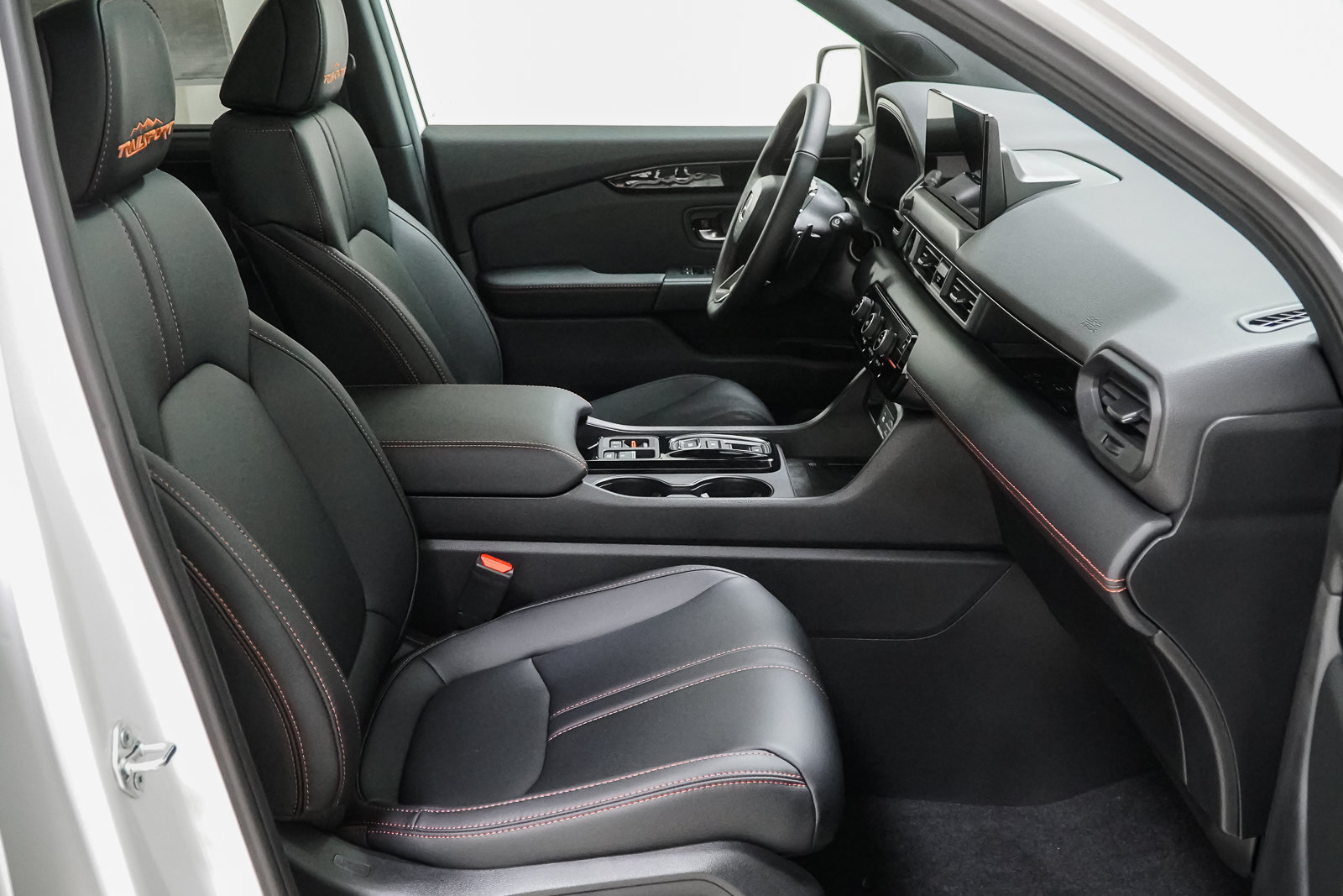 New 2026 Honda Pilot TrailSport image 32