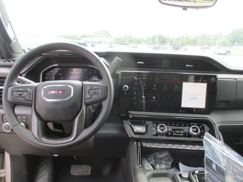 New 2026 GMC Sierra 2500 AT4X AWD/4WD image 16