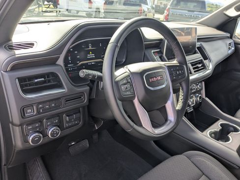 Used 2024 GMC Yukon XL SLE w/ Max Trailering Package AWD/4WD image 15