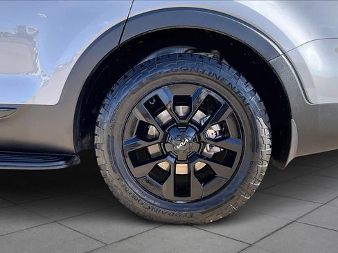 Used 2024 Kia Telluride SX Prestige X-Pro image 11