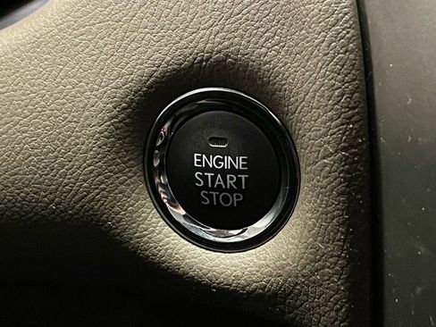 Used 2014 Lexus GX 460 w/ Premium Package AWD/4WD image 14