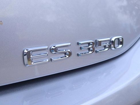 New 2025 Lexus ES 350 w/ Premium Package image 12