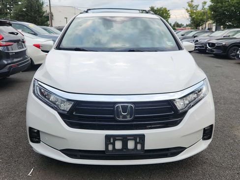 Used 2023 Honda Odyssey Elite image 2