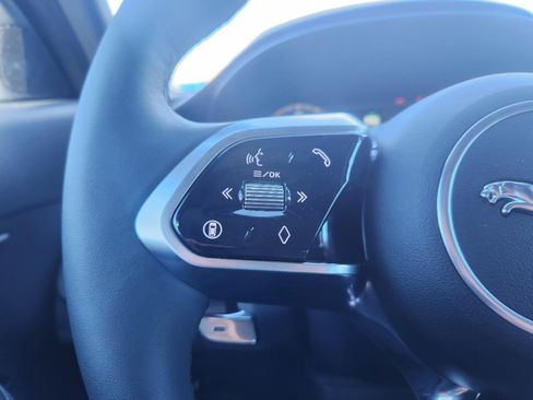 New 2024 Jaguar E-PACE R-Dynamic SE image 23