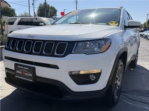 Used 2020 Jeep Compass Latitude AWD/4WD image 40