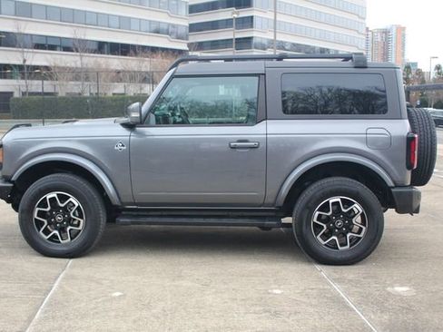 Used 2022 Ford Bronco Outer Banks image 5