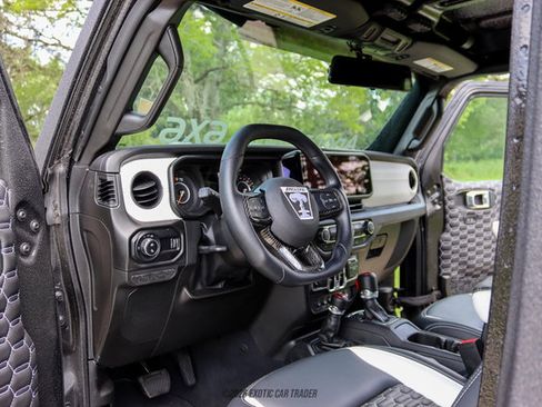 Used 2025 Jeep Gladiator Sport AWD/4WD image 49