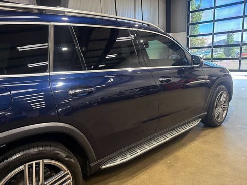 Used 2021 Mercedes-Benz GLS 450 4MATIC image 46