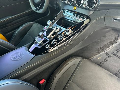Used 2019 Mercedes-Benz AMG GT R image 16