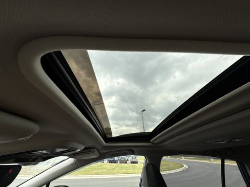 Used 2022 Subaru Crosstrek 2.5i Limited w/ Moonroof Package 2 image 26