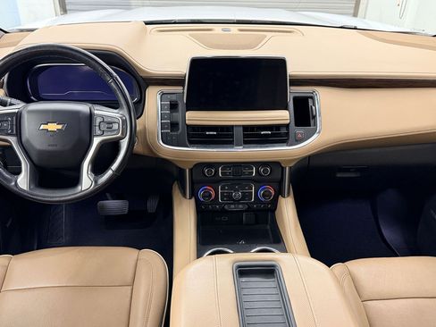 Used 2022 Chevrolet Tahoe Premier RWD image 15