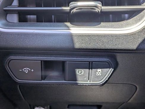 Used 2025 Kia K4 FWD image 16