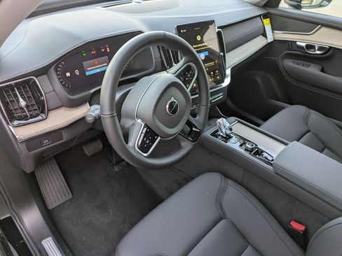 New 2026 Volvo XC90 B5 Plus w/ Protection Package image 12