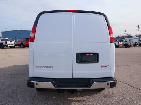 New 2026 GMC Savana 2500 Work Van w/ Driver Convenience Package image 4