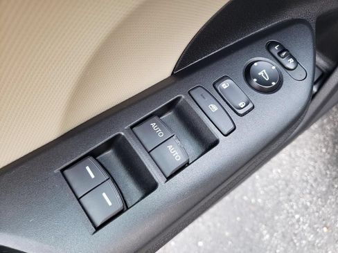 Used 2016 Honda Civic LX image 13