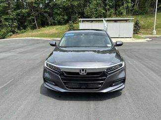 Used 2019 Honda Accord Touring video 2