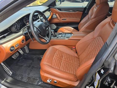 Used 2023 Maserati Quattroporte Trofeo RWD image 24