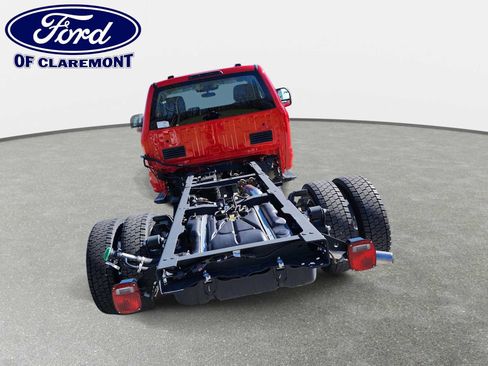 New 2026 Ford F550 4x4 Regular Cab Super Duty image 14
