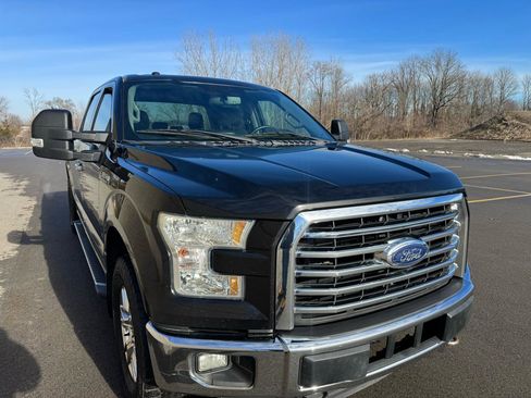 Used 2015 Ford F150 XLT w/ Equipment Group 301A Mid image 3
