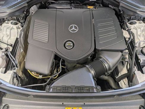 Used 2026 Mercedes-Benz GLC 300 image 23