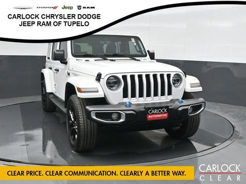 Used 2022 Jeep Wrangler Sahara w/ Cold Weather Group image 6