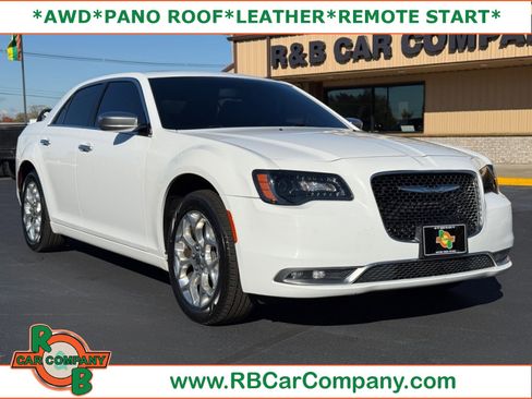 Used 2017 Chrysler 300 C Platinum image 1