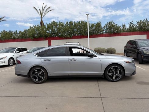 Used 2023 Honda Accord Sport image 3