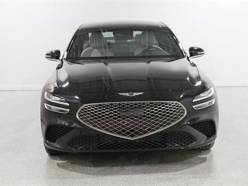 Certified 2025 Genesis G70 2.5T image 2
