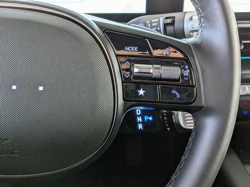 Used 2025 Hyundai Ioniq 6 SEL image 16