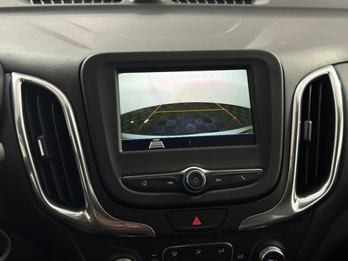 Used 2019 Chevrolet Equinox LT image 19