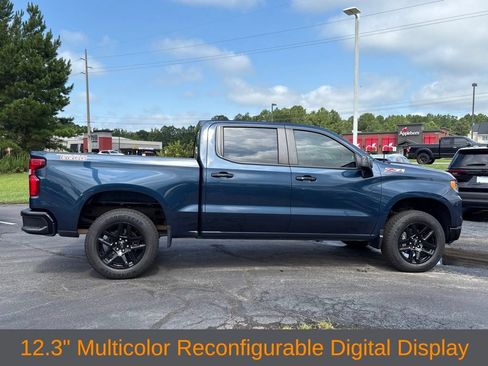 Used 2022 Chevrolet Silverado 1500 LT Trail Boss AWD/4WD image 4