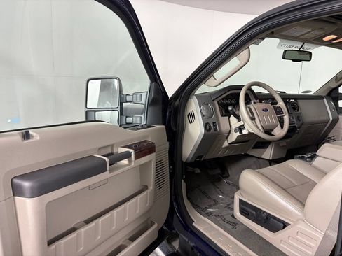 Used 2010 Ford F350 4x4 Crew Cab Super Duty image 11