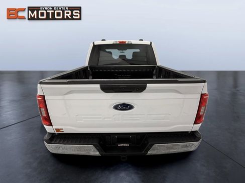 Used 2022 Ford F150 XLT w/ Trailer Tow Package image 5