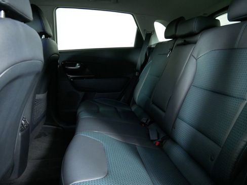 Used 2022 Kia Niro EX Premium FWD image 18