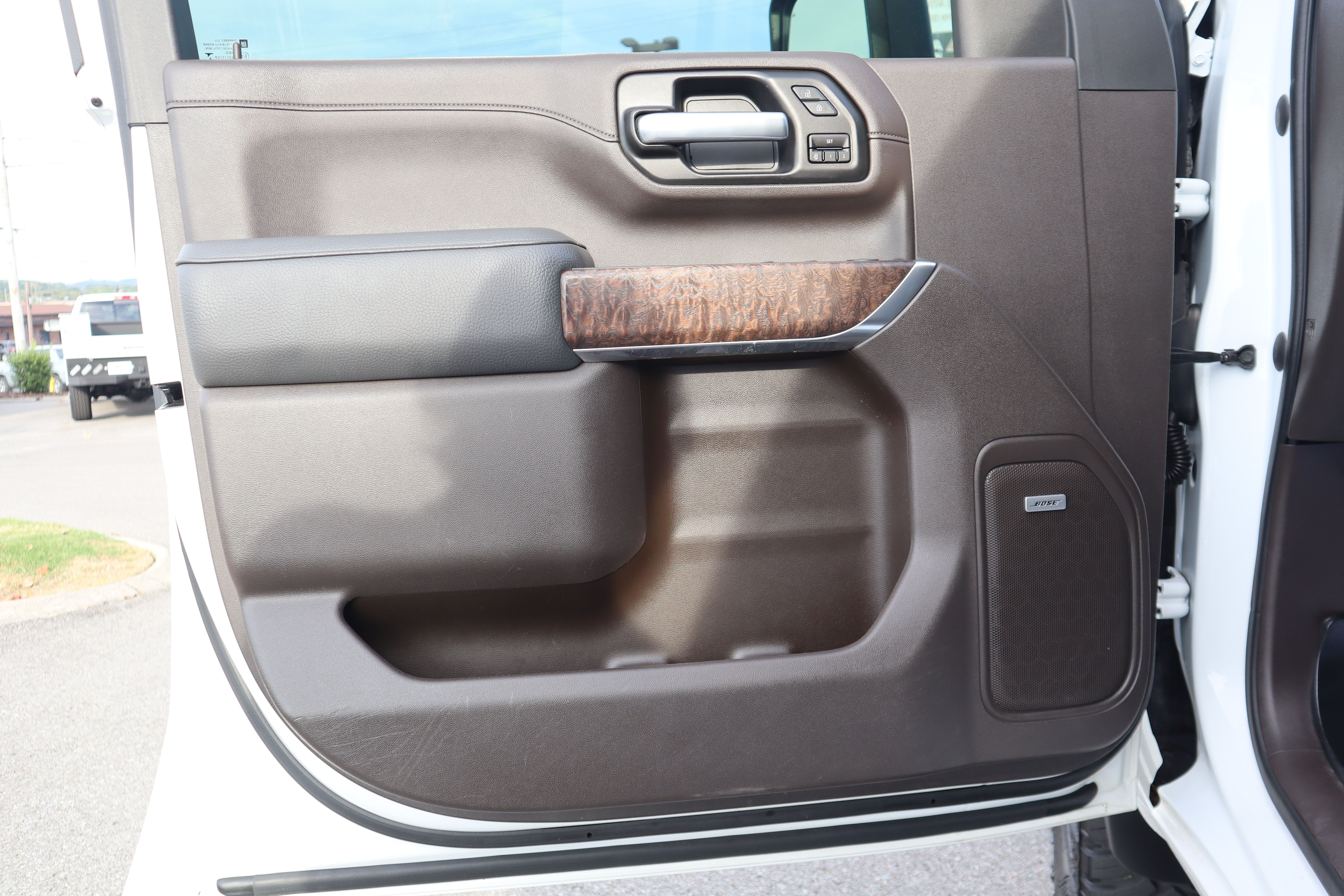 Used 2020 GMC Sierra 2500 Denali w/ Denali Ultimate Package AWD/4WD image 13
