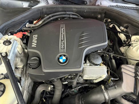 Used 2013 BMW 528i Sedan image 52